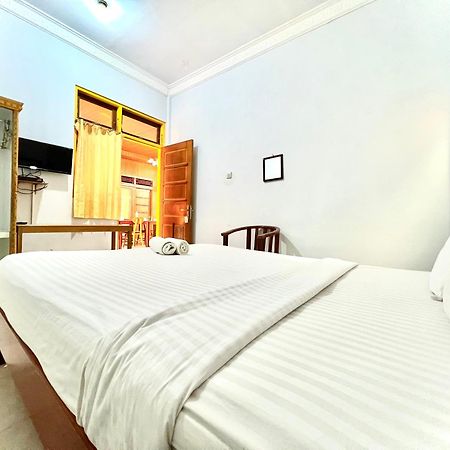 Wisma Mutiara Padang Kültér fotó