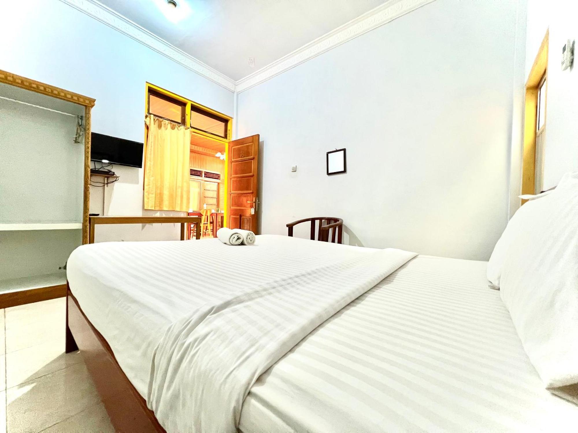 Wisma Mutiara Padang Kültér fotó